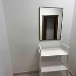 Lovely 3 Bedroom Apartament *