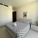 Lovely 3 Bedroom Apartament *