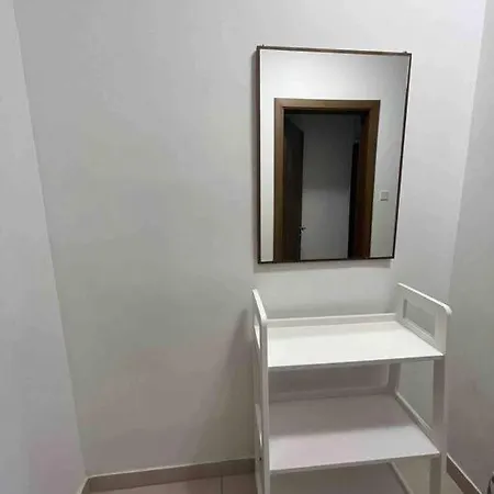 Lovely 3 Bedroom Lägenhet *